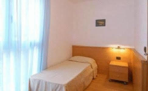 Aparthotel Esperya Lignano Sabbiadoro Exteriér fotografie
